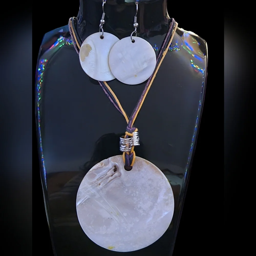 Hand Painted Yellow Heart Shell Coin Statement Artisan Made Necklace & Earrings - Picture 4 of 16